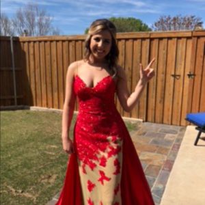 Sherri Hill Prom Dress